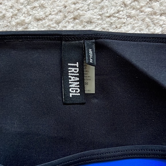 TRIANGL swimwear blue bikini bottom size medium - Picture 3 of 3